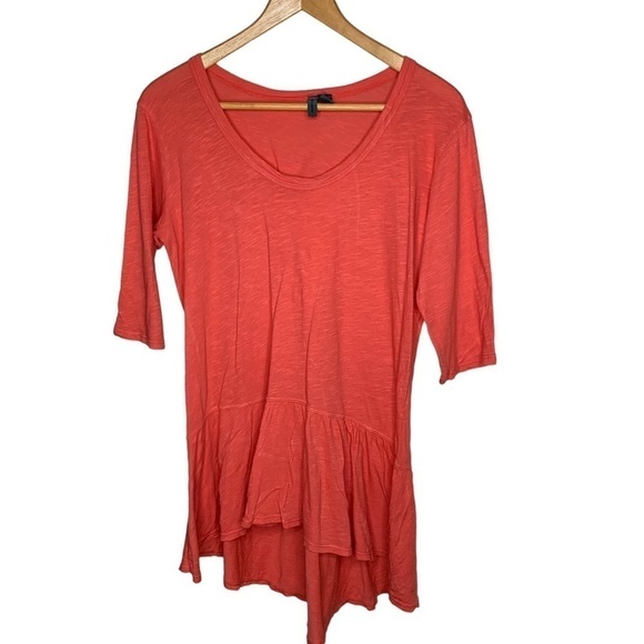 left of corner Tops - Anthropologie Left of Center Womens Size M Short Sleeve Coral Pink Peplum Hem